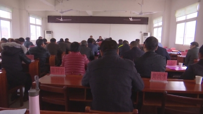 我县十八届六中全会精神宣讲团走进南林桥镇