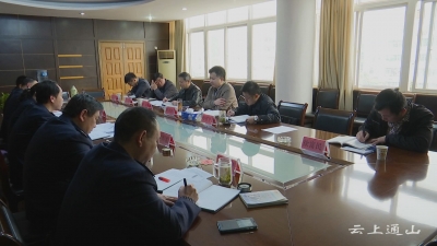 陈洪豪调研地税工作