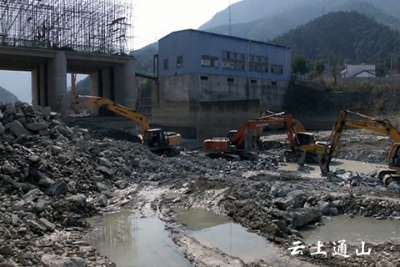我县大力推进水利建设 全力服务地方发展