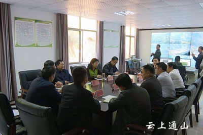 省林业厅副厅长黄德华来我县调研