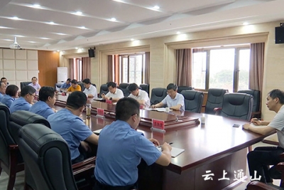 石玉华在县检察院调研时强调 讲政治 做到对党忠诚 讲担当 牢记自身使命 讲正气 严守纪律红线