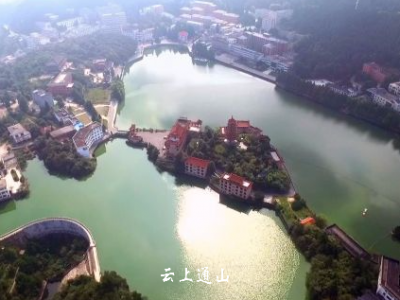 我县全力推进特色农业旅游农游综合收入7.5亿 