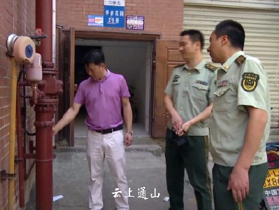 我县开展高层建筑消防安全检查