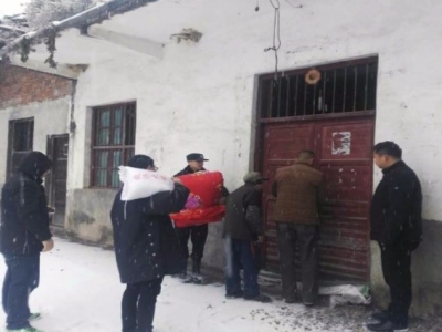 老人受灾害 政府伸援手 