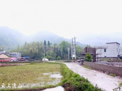 长江云、云上咸宁——【攻坚脱贫摘帽●视频】通山县黄沙铺镇上泥湖湾:  风雨打不倒  苦难中开花