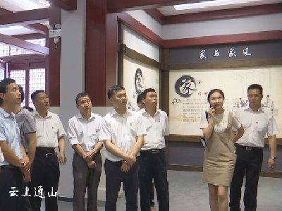 南林桥镇积极开展党风廉政建设宣传月活动