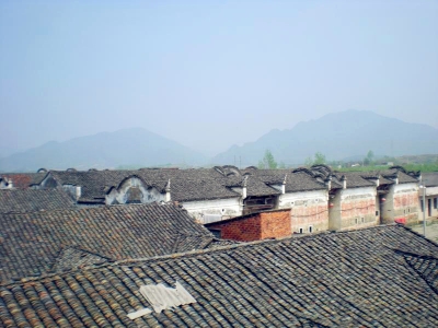 关于保护与开发通山县古村落的倡议书