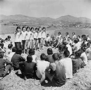 【图说通山】百集历史图文第四十五集： 广阔天地放新歌