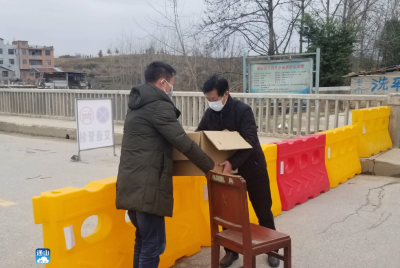 【众志成城抗疫情】“记者同样是逆行者！”爱心人士捐赠口罩致敬一线人员