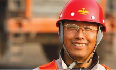 电影《郭明义》