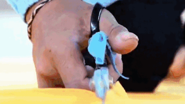 这抹红，一生守护！