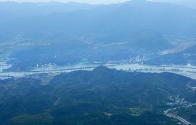 长江云——一位兵书记的浓浓乡情：通山空心村成旅游“后花园”