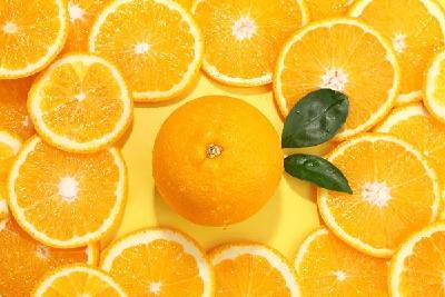 剥橙子橘子时不要碰它，真的会爆炸！