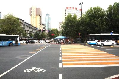 这些新标识啥意思？交警教你怎么走