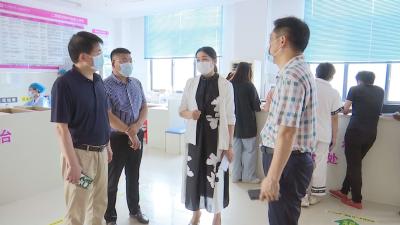 V视 |县领导督查我县重点区域常态化疫情防控及疫苗接种工作  