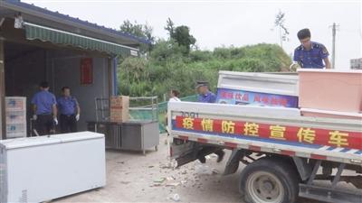 咸宁日报——拆除违建 美化环境
