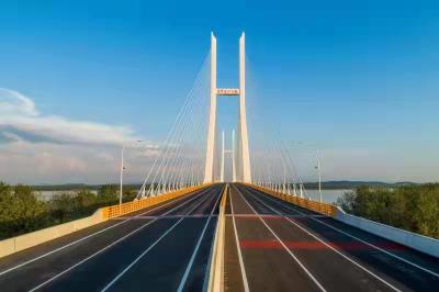 【图文】通山摄影师陈雄晖  现场见证赤壁长江大桥通车！