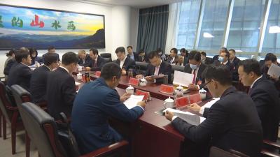 【聚焦党代会】V视丨县十五次党代会召开主席团第五次会议