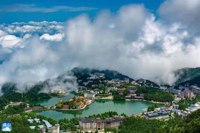 V视 | “十一”国庆假期 通山县共接待游客43.3万人次 旅游综合收入2.6亿元