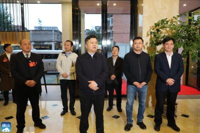 长江云——【两会进行时】V视 | 陈洪豪刘子恒等县领导集中看望政协委员