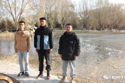甘肃“冰窟救人”三名大学生被授予“见义勇为大学生”荣誉称号