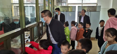 县领导带队检查到通羊镇湄港学校检查疫情防控及校园安全等工作