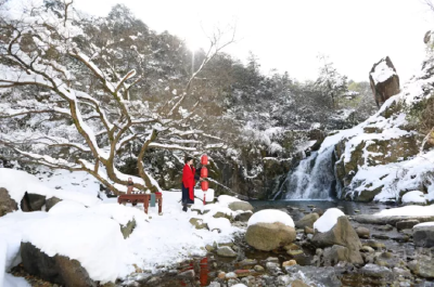 【凤池夜读】第555期丨邓阳朗读《煮雪》