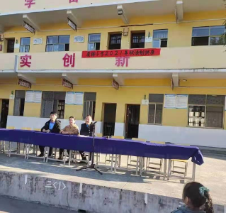 厦铺小学开展法制安全教育讲座