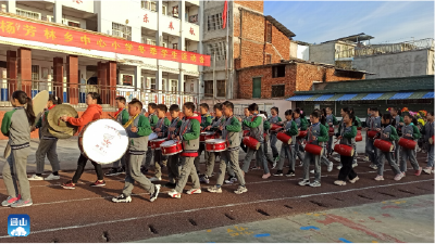 杨芳小学：举行冬季运动会  