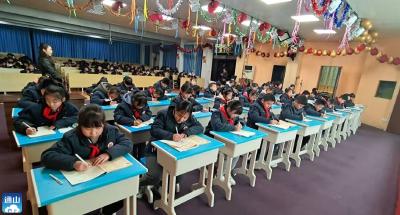 笔尖上的精彩——实验小学英语书写大赛圆满结束