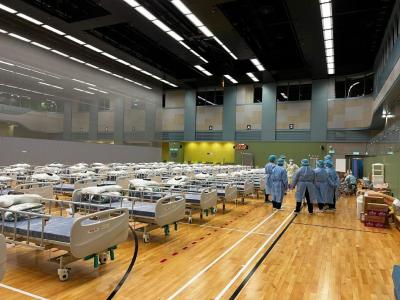 香港特区政府劳工及福利局局长：已紧急从内地聘用千名临时护理员 