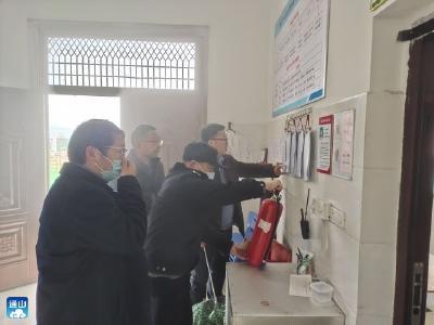 闯王镇：开展校园安全检查，筑牢师生安全防线