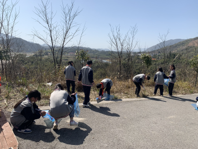 大畈镇板桥小学：传承雷锋精神 争做新时代好少年