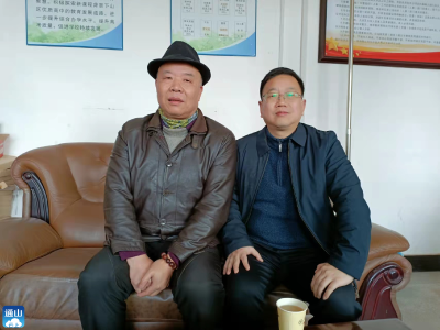 通山一中校友捐珍藏，助力母校八十华诞