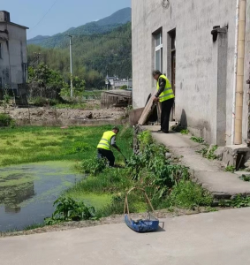 厦铺镇：强化党建引领，助推人居环境整治提升