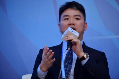 刘强东，卸任！