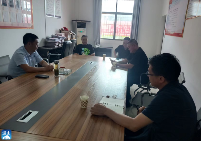 【下基层 察民情 解民忧 暖民心】县教育局到黄沙铺镇开展“下基层察民情解民忧暖民心”实践活动