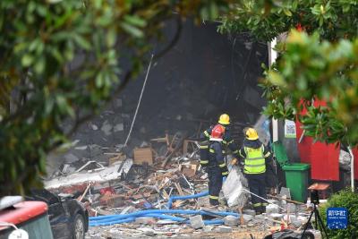 湖南长沙县一餐饮门店发生燃爆事故造成1人死亡13人受伤