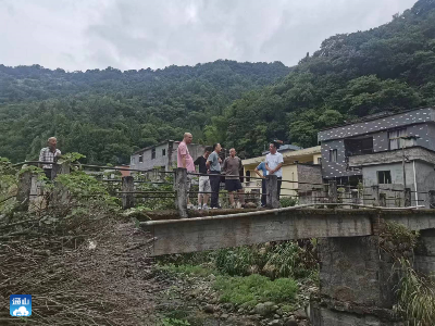 【下基层 察民情 解民忧 暖民心】县水利和湖泊局到厦铺镇开展“调研水利工程  走访基层群众”活动