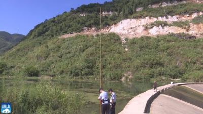 河边竖起“救生杆” 通山：未雨绸缪防溺水