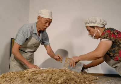 云上咸宁——【我们的节日·中秋】通山：匠心坚守老味道 传承探索新“食尚”