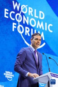 西班牙首相桑切斯感染新冠病毒