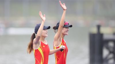 开门红！中国队夺首金！