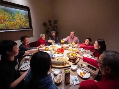 没喝完的饮料放多久后不能再喝？专家提醒→ 