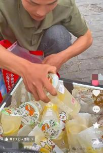 3个半小时赚254块？“倒卖蜜雪冰城”的小伙发声：给我上了一课