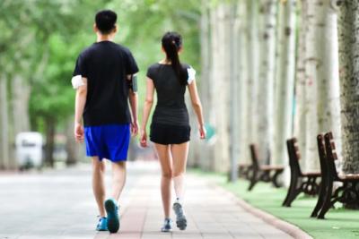 改变一个走路方式，降低多种疾病风险！记住这3点效果翻倍