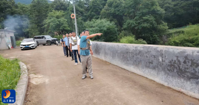 黄沙铺镇毛杨村：民兵出动 防患未然
