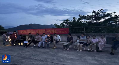 ‌筑牢安全防线 守护生命之花‌——燕厦社区开展防溺水安全宣传教育活动