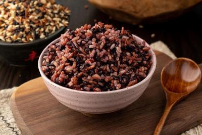 一个简单动作有效改善血压！6个“降压秘诀”，快收藏 