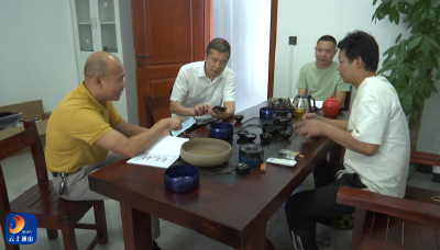 县人社局开展“三送”活动 精准服务返乡创业主体